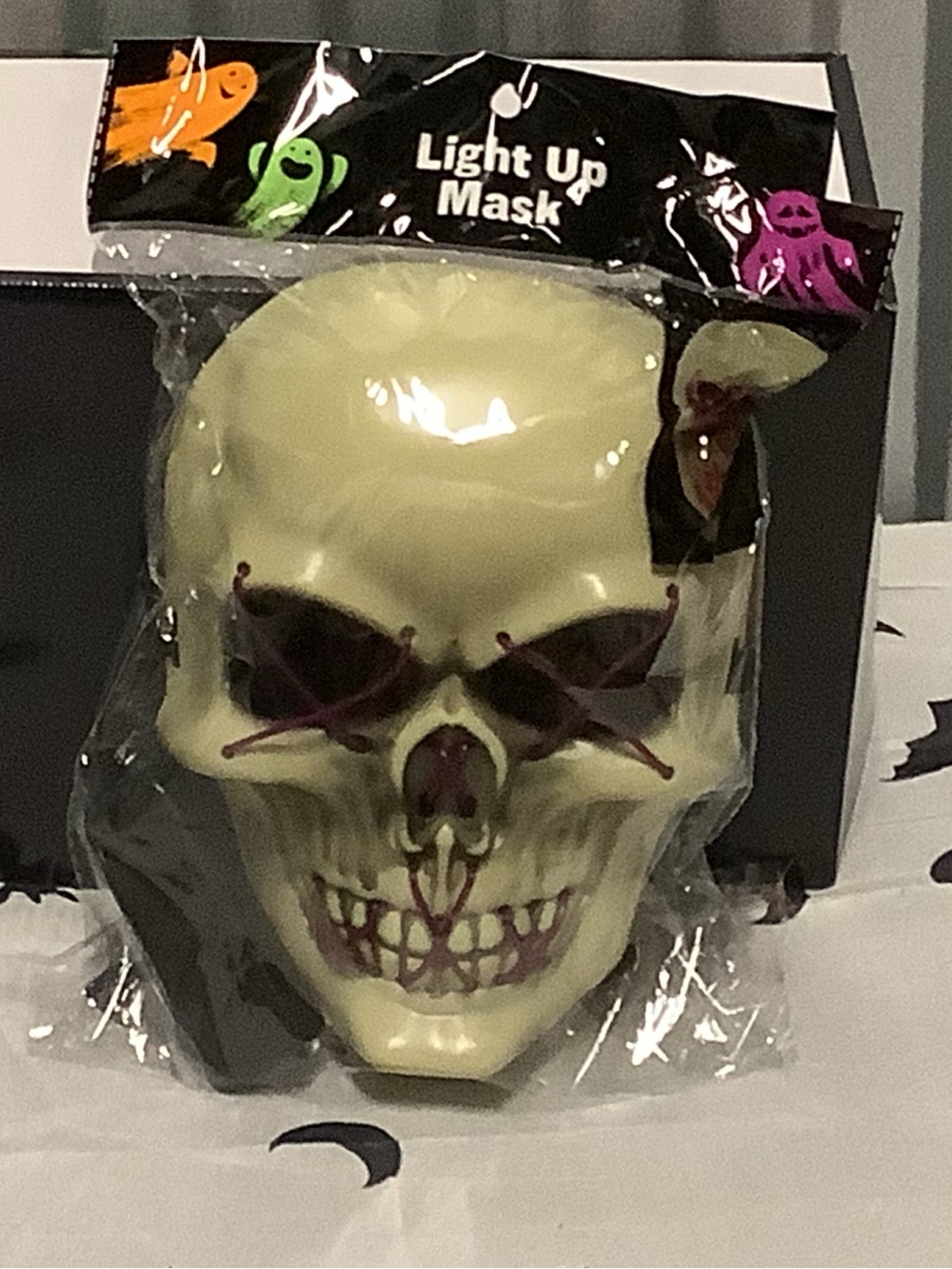 Light Up Skull Mask - Glow Green adult Costume Accessory